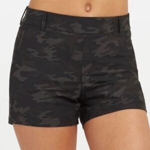 Spanx Sunshine Short 6” Sz‎ S NWT